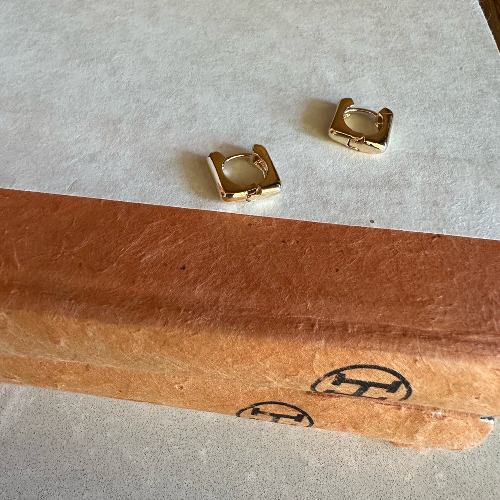 Gold Square Hoop Earrings- unisex classic gift vintage boho modern minimalist